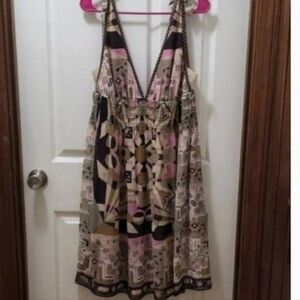 Nicole Miller Cocktail Dress  Sleeveless Deep V Neck Size 10 100% Silk E…